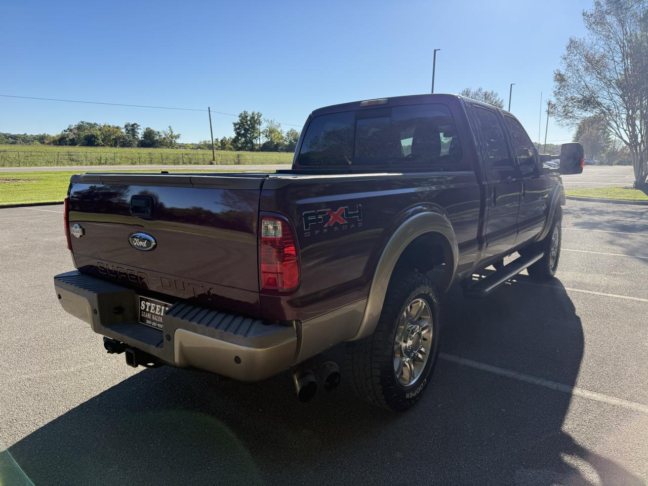 Ford F-350 SD King Ranch Crew Cab 4WD 2011