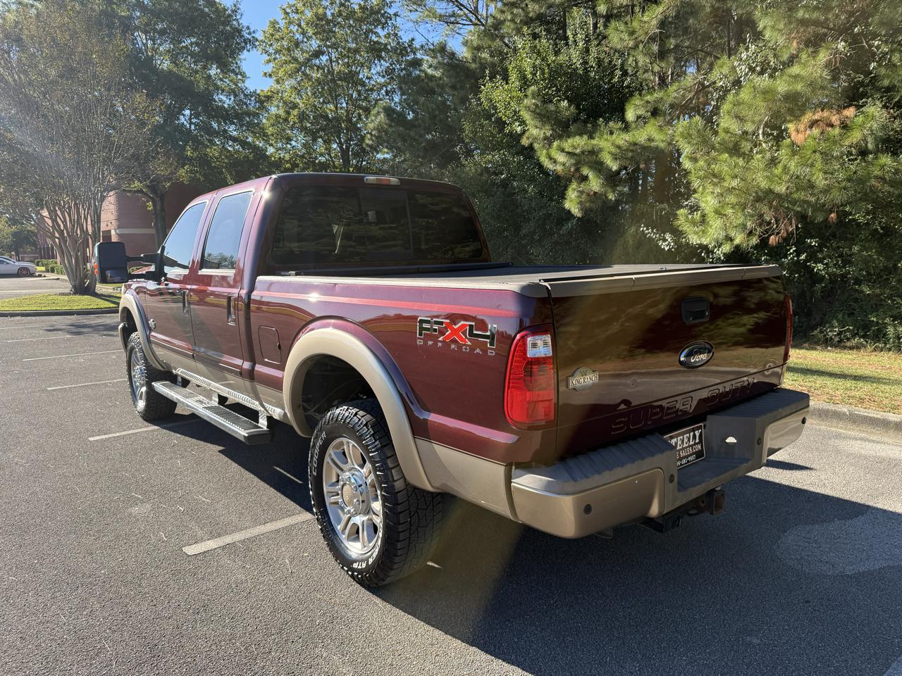 Ford F-350 SD King Ranch Crew Cab 4WD 2011