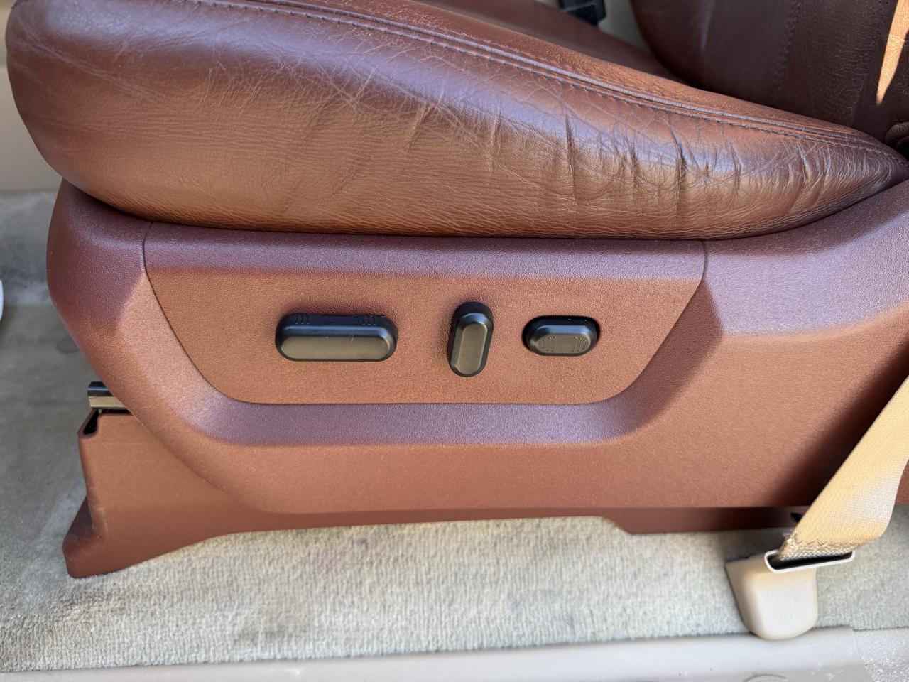 Ford F-350 SD King Ranch Crew Cab 4WD 2011
