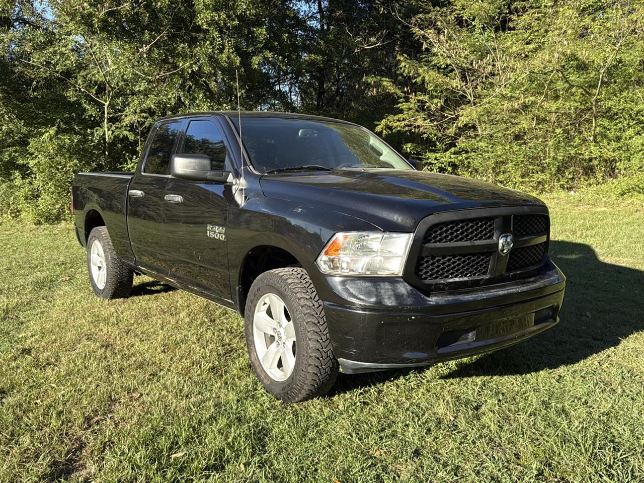 RAM 1500 Tradesman Quad Cab 2WD 2018