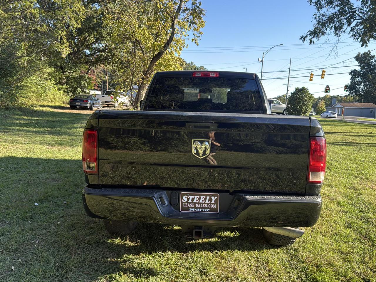RAM 1500 Tradesman Quad Cab 2WD 2018