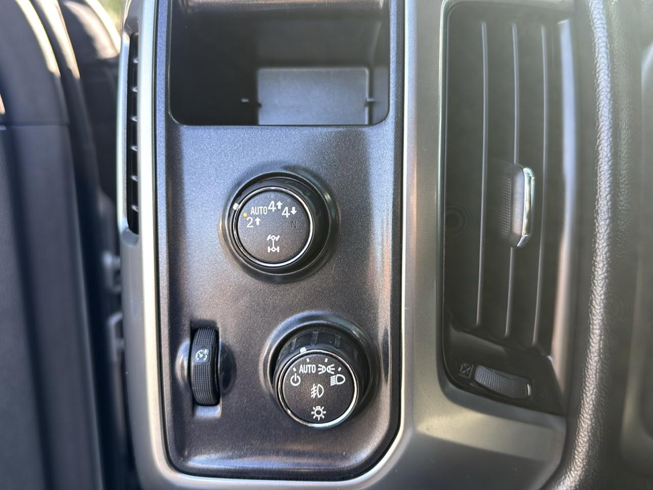 Chevrolet Silverado 1500 LT Crew Cab 4WD 2018