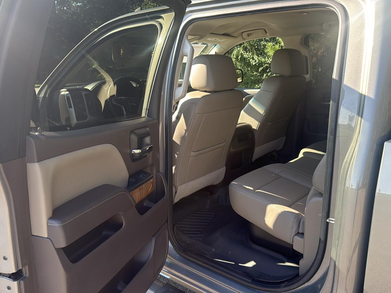 GMC Sierra 1500 SLT Crew Cab Short Box 4WD 2017