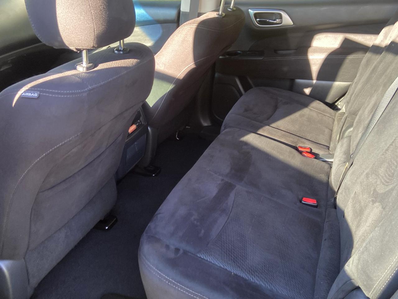Nissan Pathfinder S 4WD 2015
