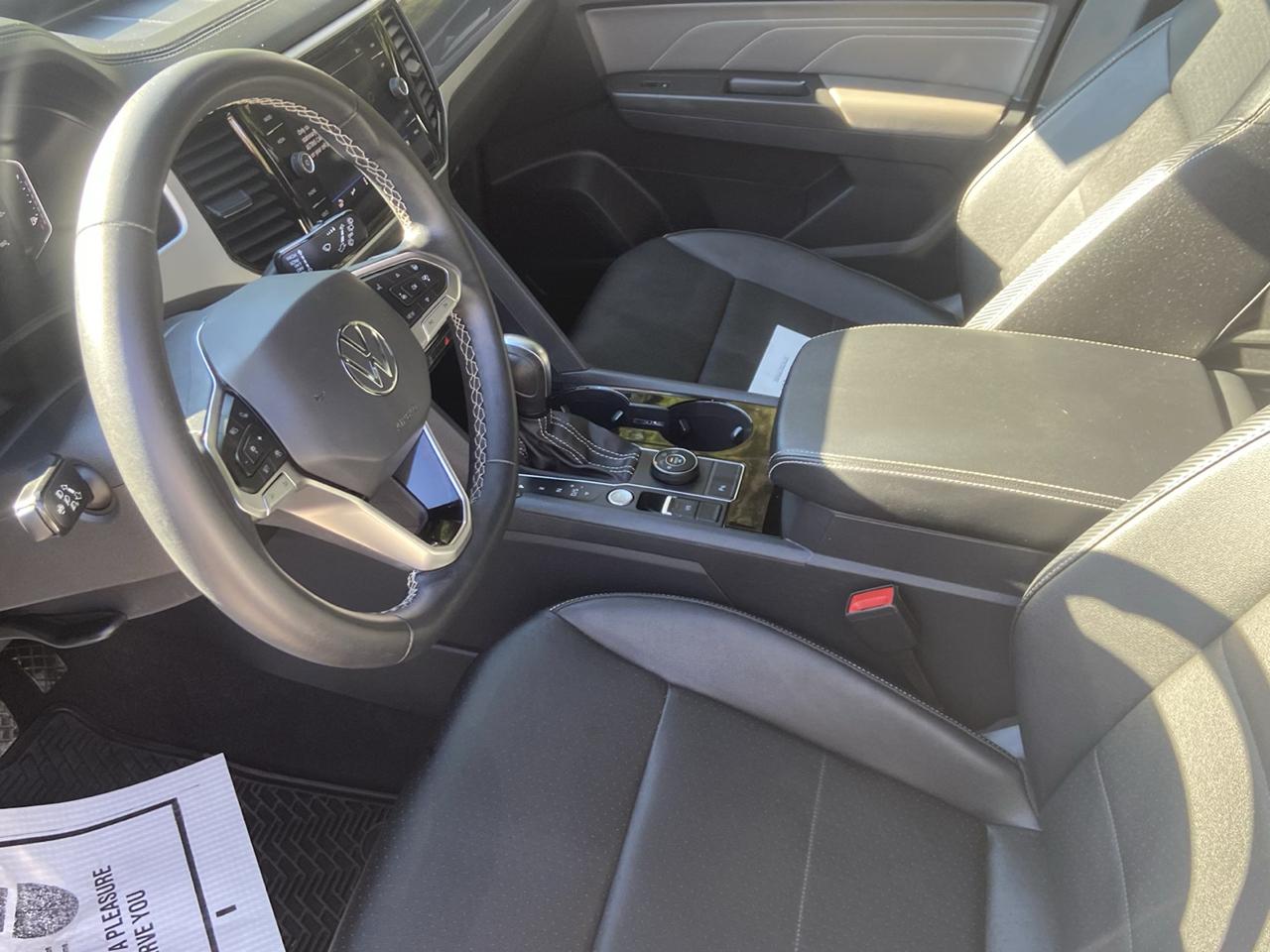 Volkswagen Atlas Cross Sport SEL 4MOTION 2023
