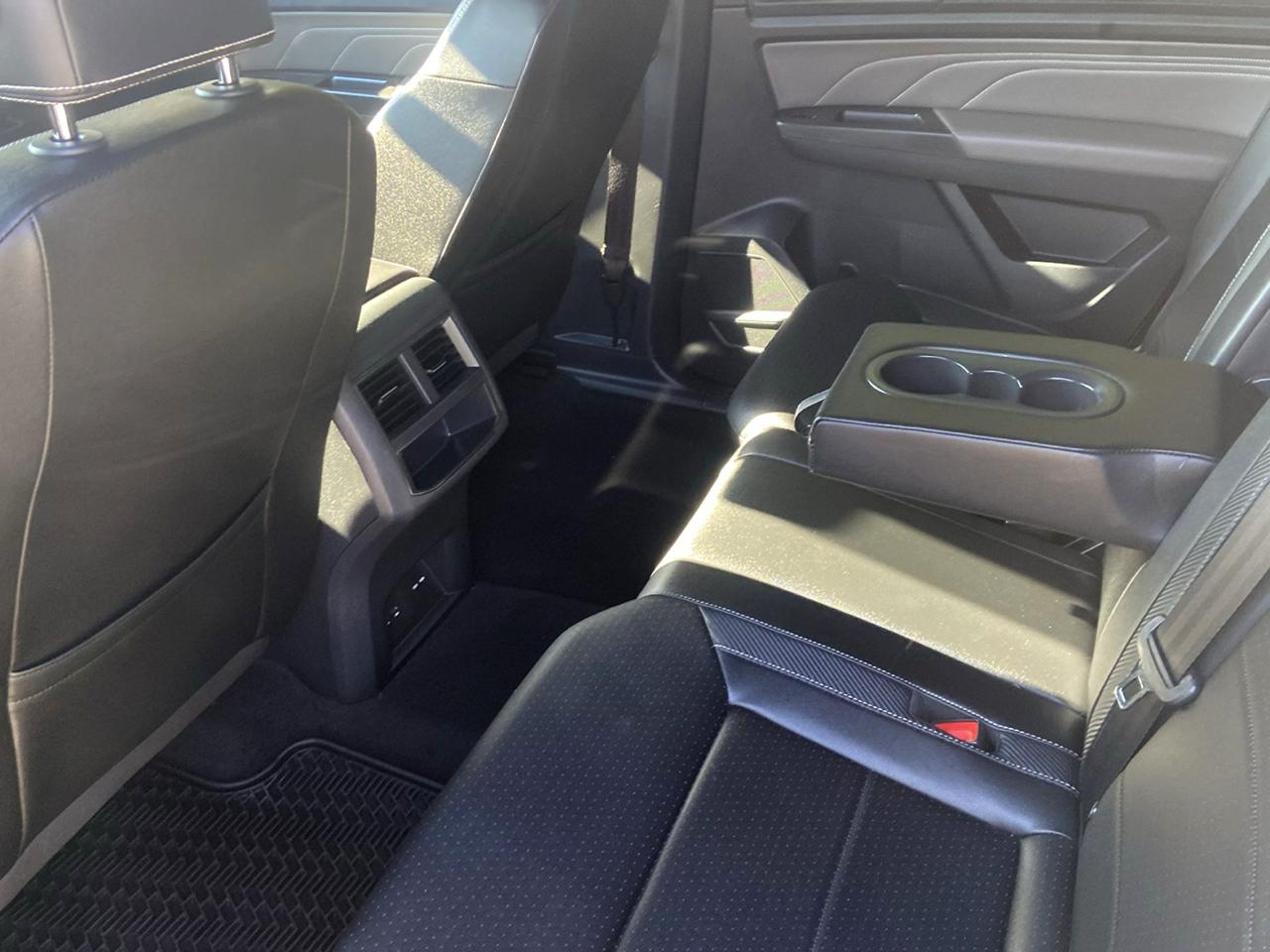 Volkswagen Atlas Cross Sport SEL 4MOTION 2023