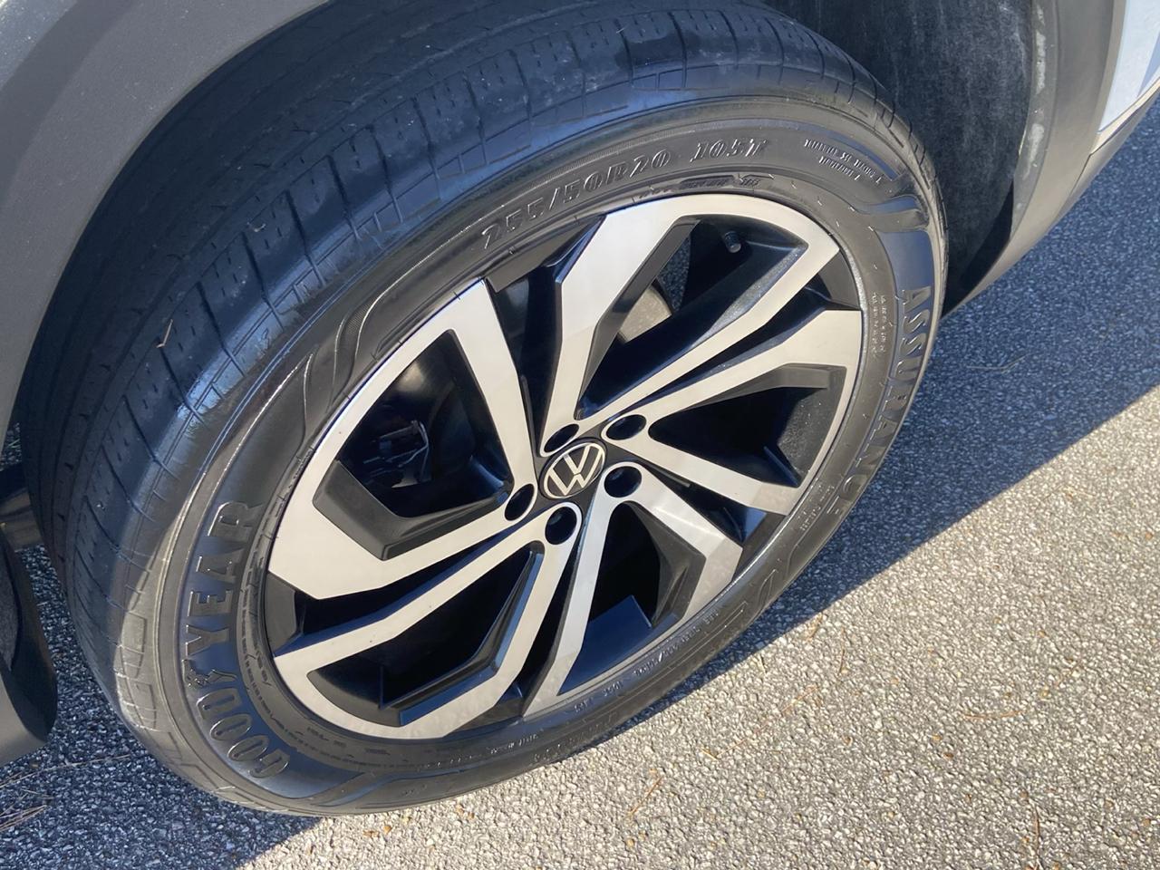 Volkswagen Atlas Cross Sport SEL 4MOTION 2023