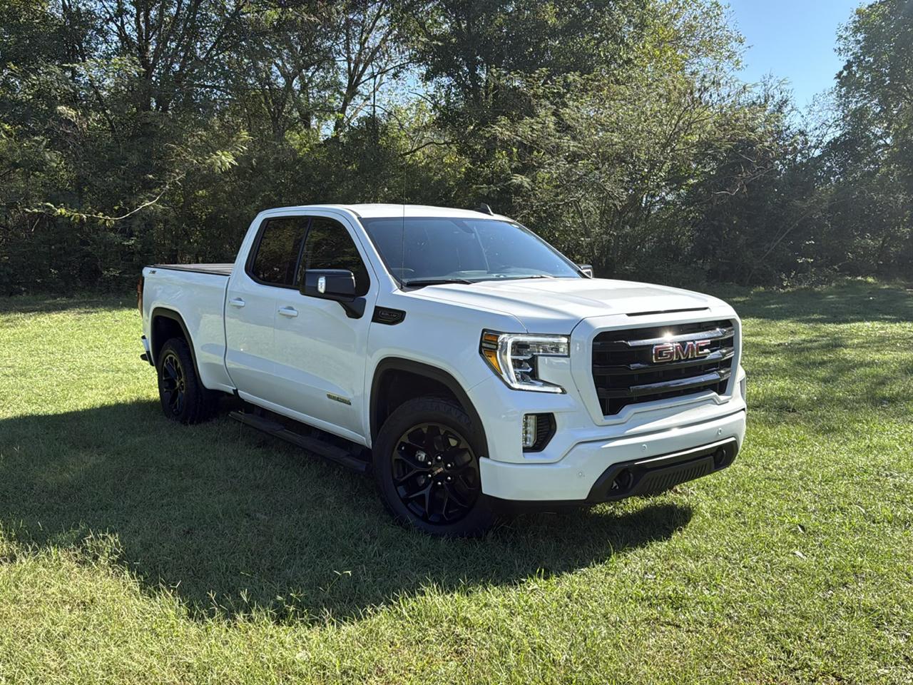 GMC Sierra 1500 Elevation Double Cab 4WD 2021
