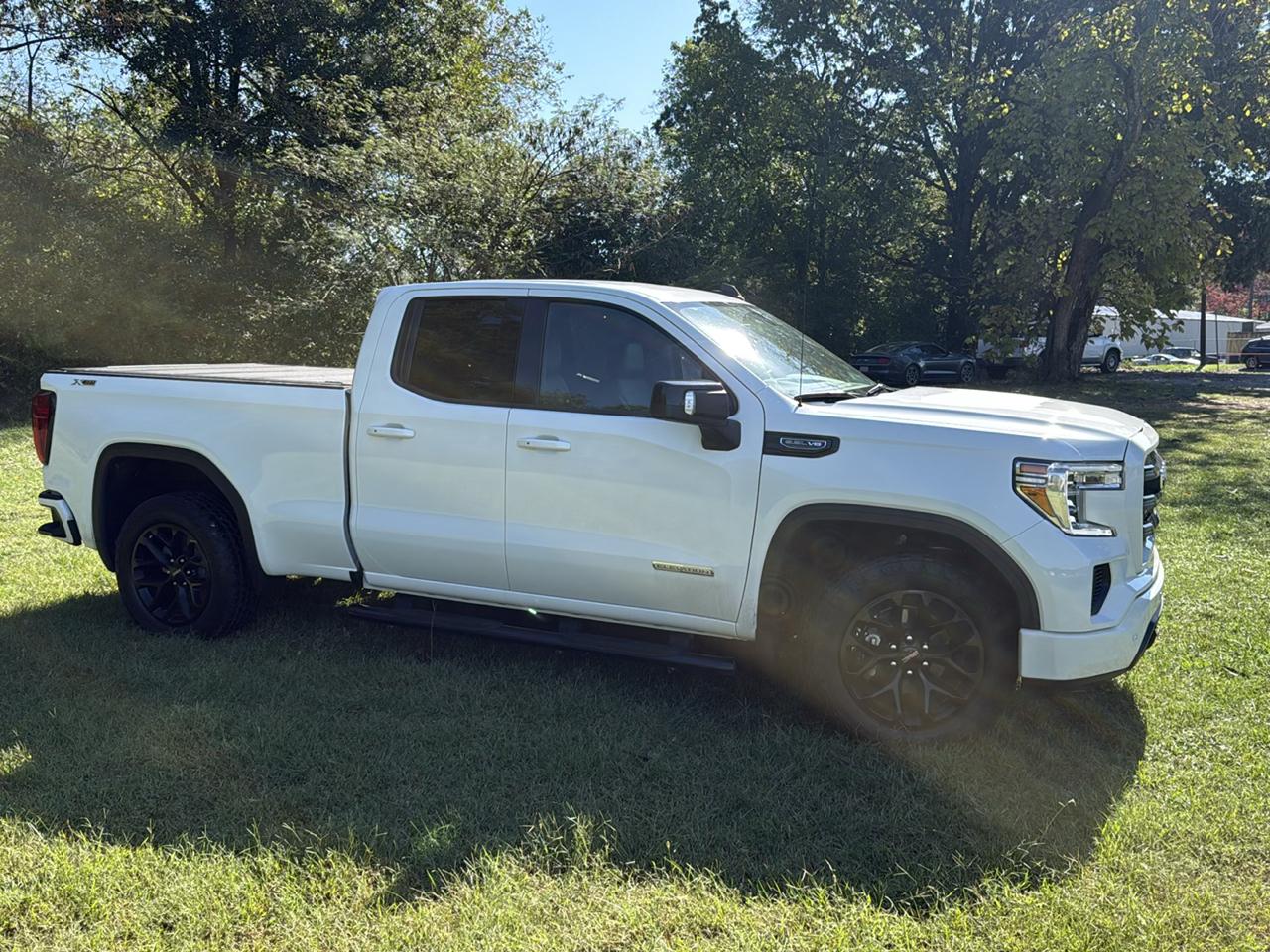 GMC Sierra 1500 Elevation Double Cab 4WD 2021