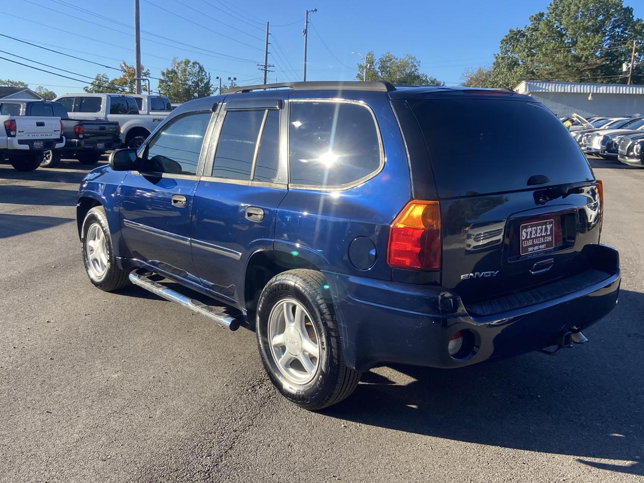 GMC Envoy SLE-1 2WD 2007