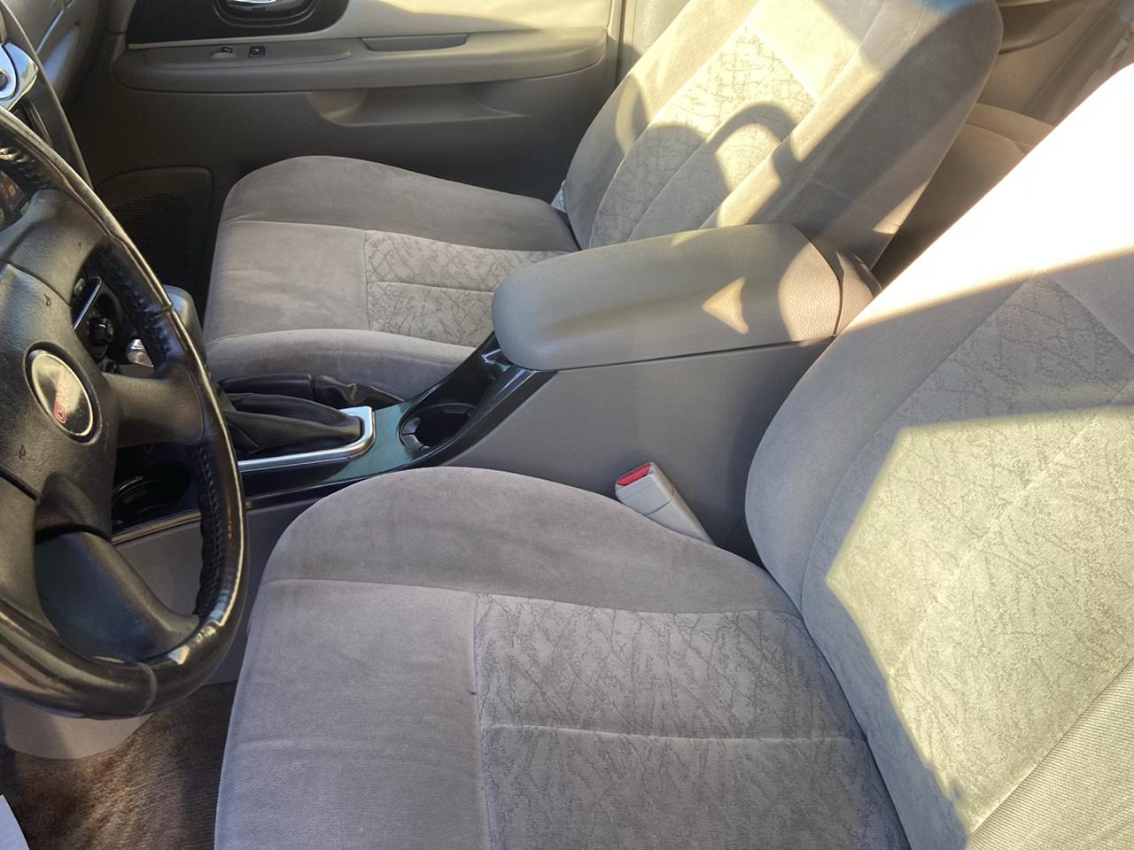 GMC Envoy SLE-1 2WD 2007