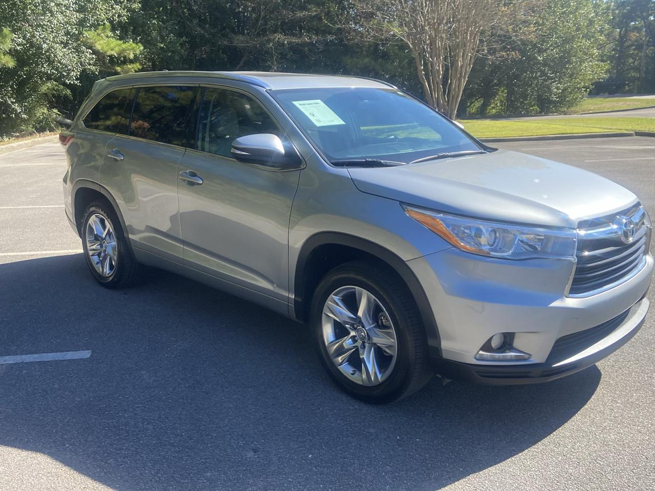 Toyota Highlander Limited FWD V6 2015