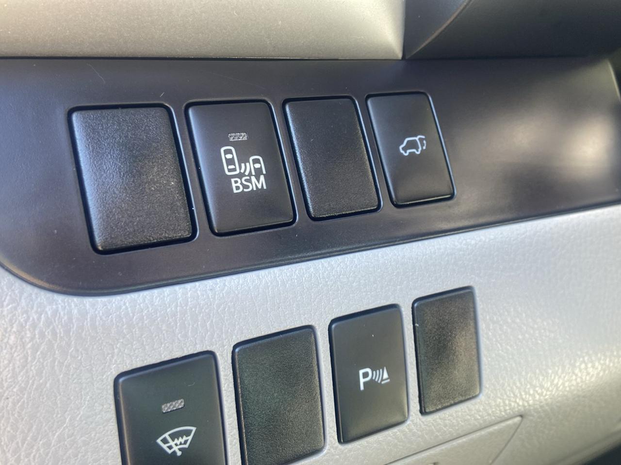 Toyota Highlander Limited FWD V6 2015
