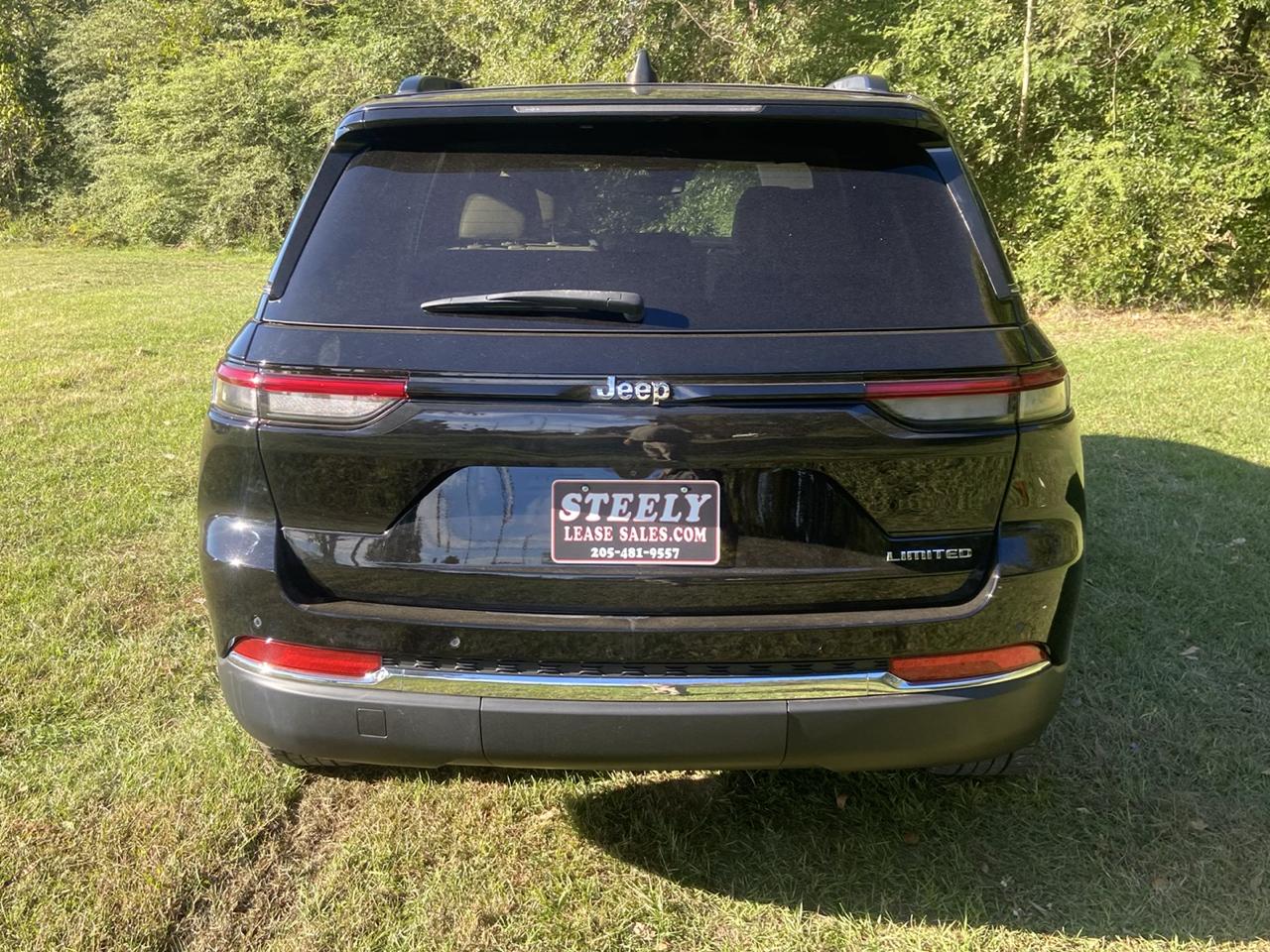 Jeep Grand Cherokee Limited 2WD 2023