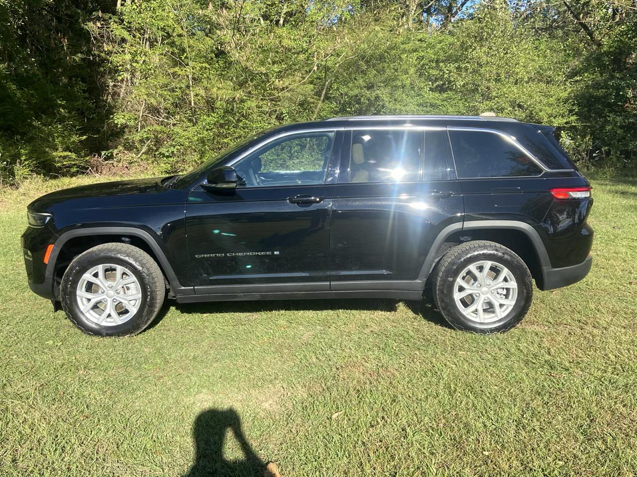 Jeep Grand Cherokee Limited 2WD 2023