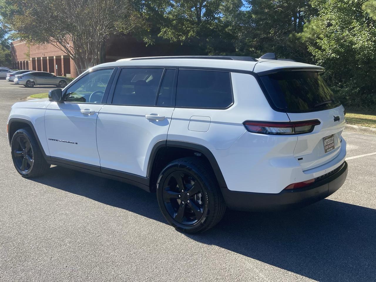 Jeep Grand Cherokee L Limited 2WD 2023
