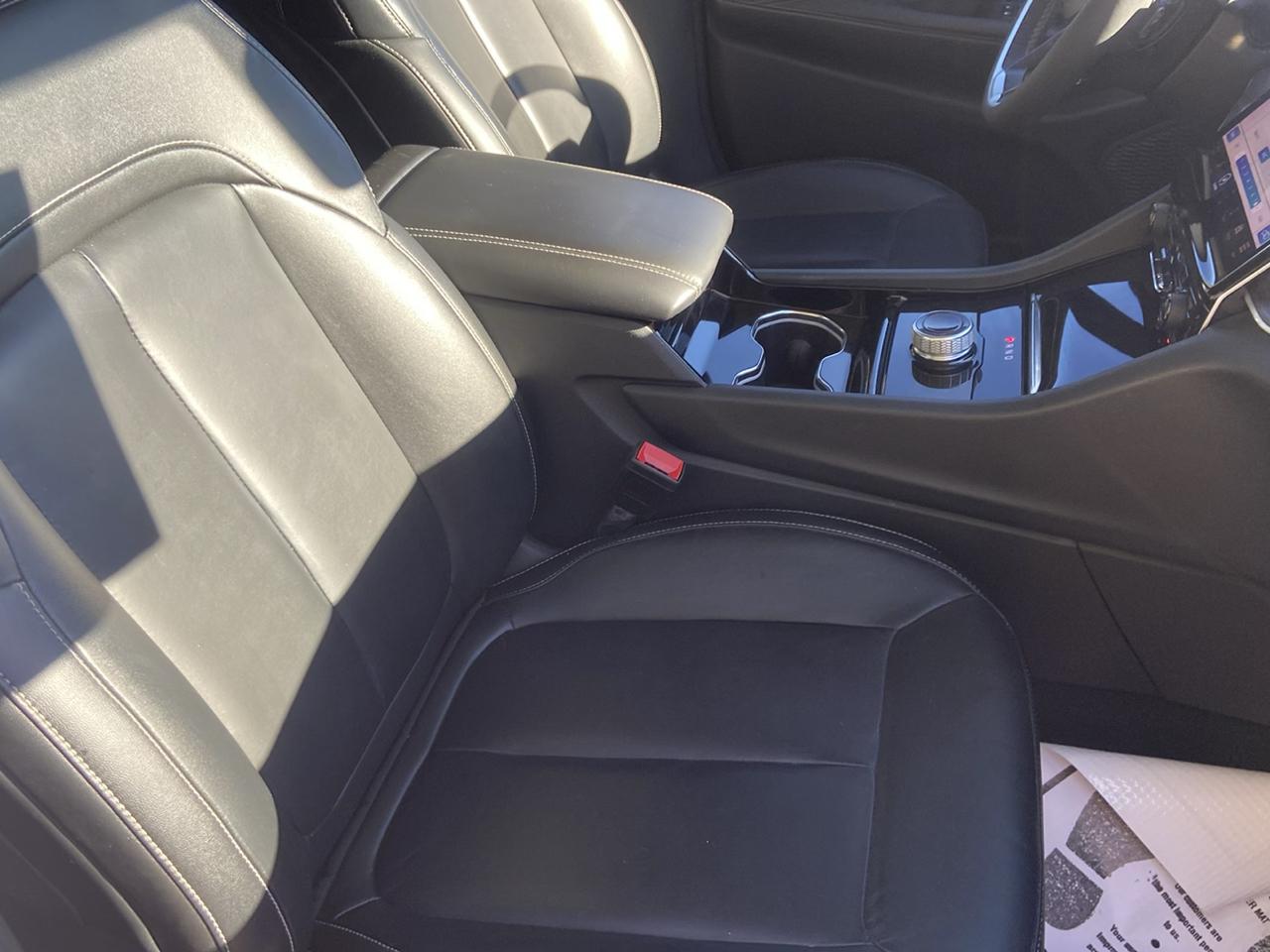 Jeep Grand Cherokee L Limited 2WD 2023