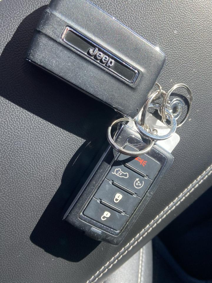 Jeep Grand Cherokee L Limited 2WD 2023
