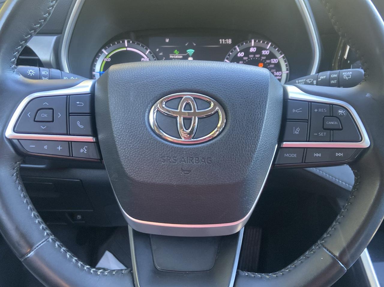 Toyota Highlander Hybrid XLE AWD 2023
