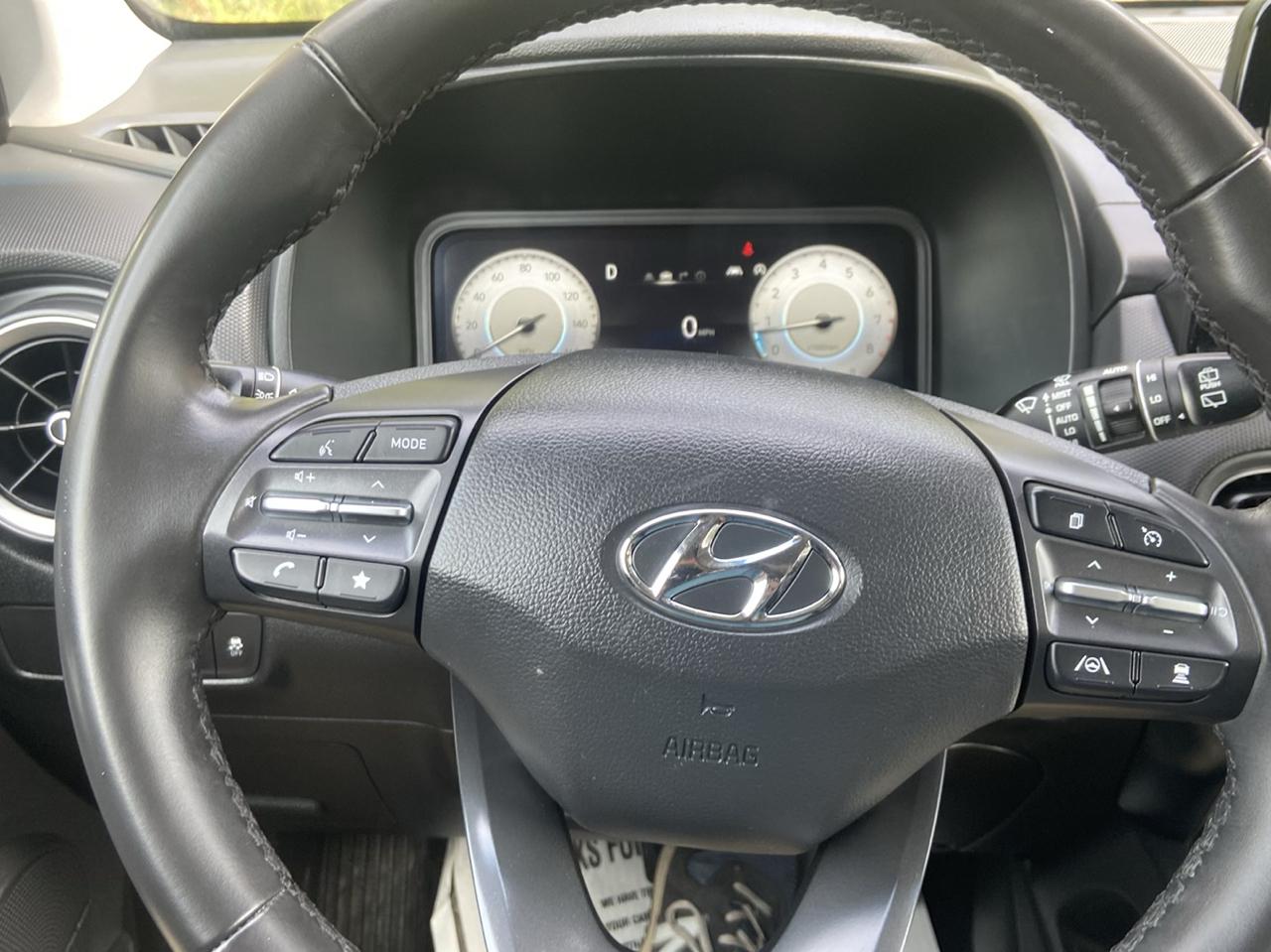 Hyundai Kona Limited 2022