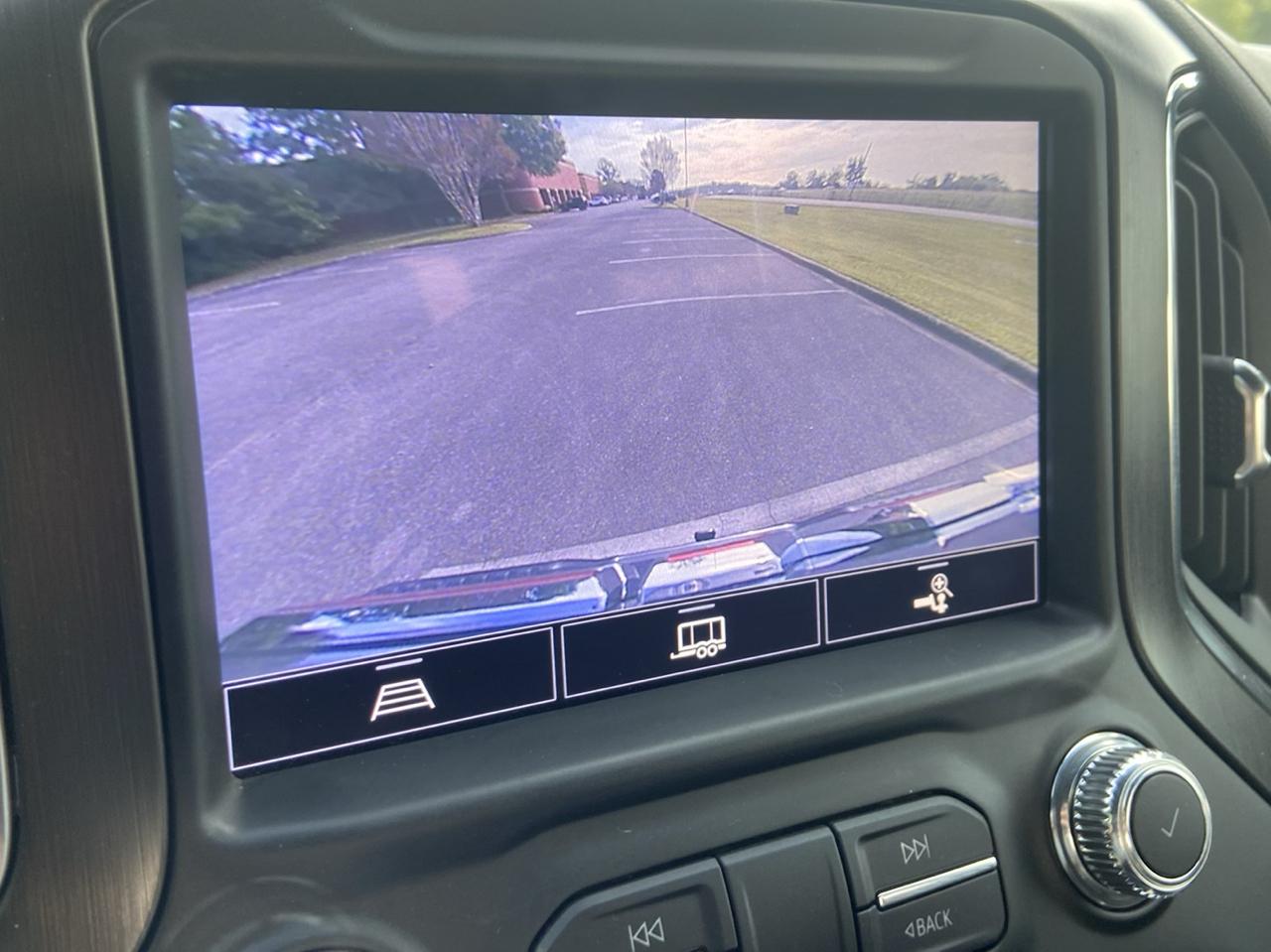 GMC Sierra 1500 AT4 Crew Cab Long Box 4WD 2021