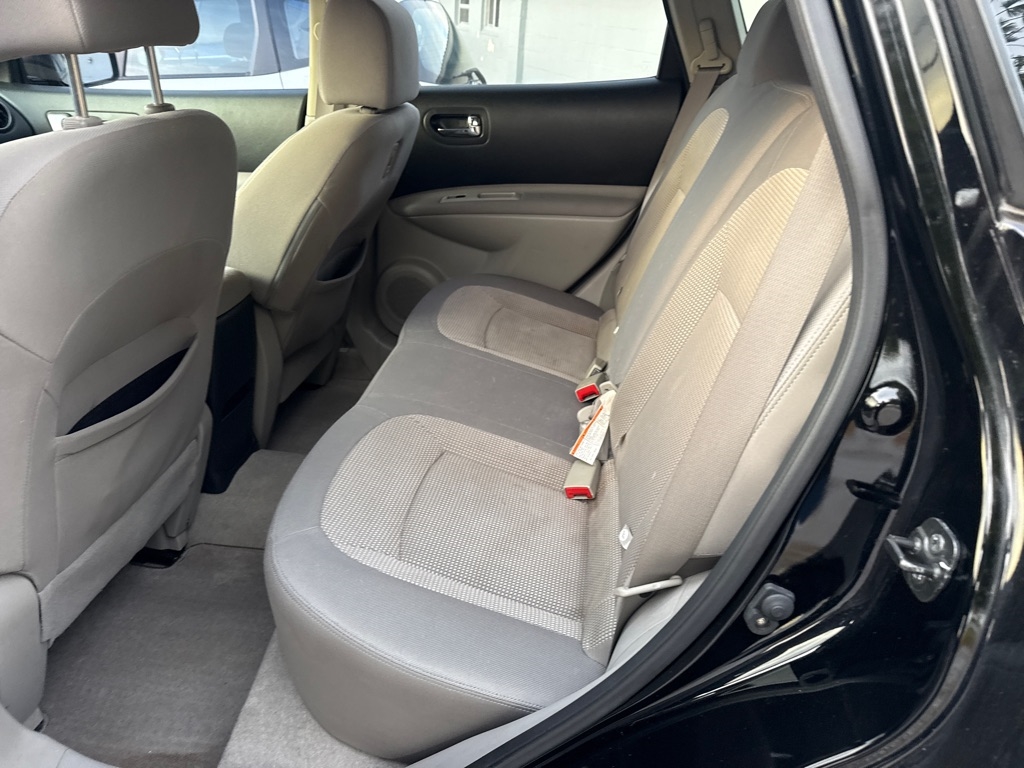 Nissan Rogue SV AWD 2013