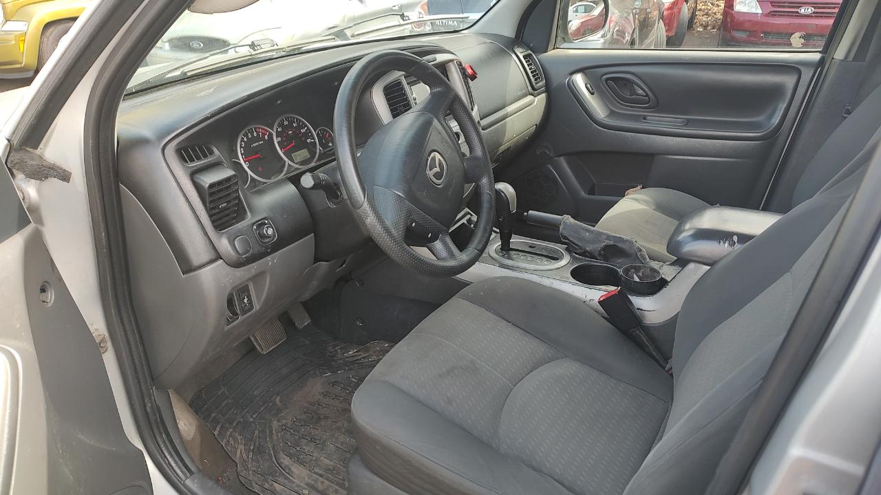 Mazda Tribute i 4WD 4-spd AT 2006