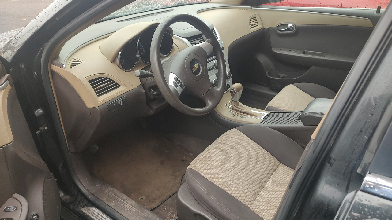 Chevrolet Malibu LS 2009