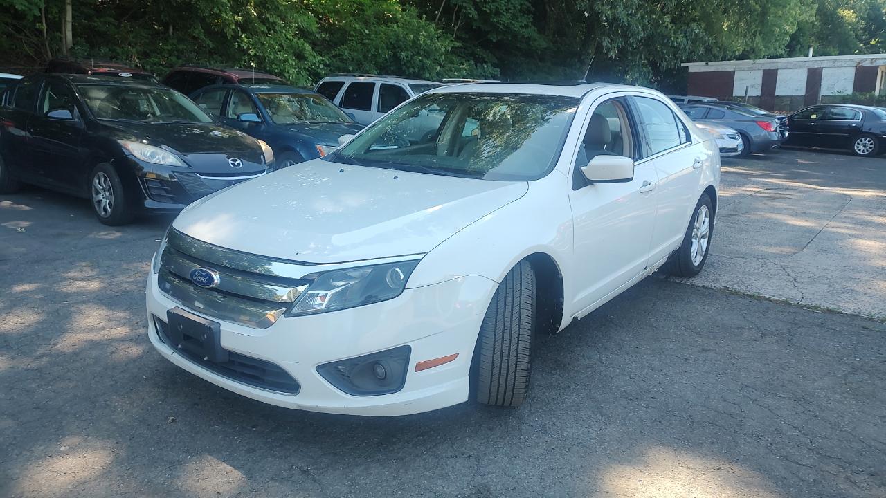 Ford Fusion SE 2012