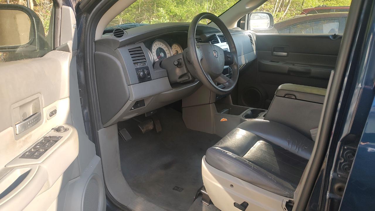 Dodge Durango Limited 4WD 2005