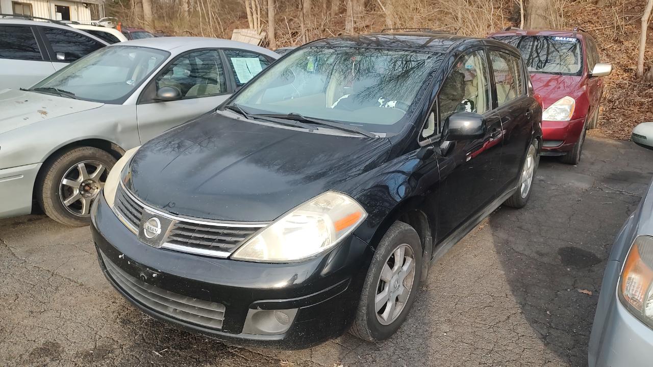 Nissan Versa 1.8 S 2008