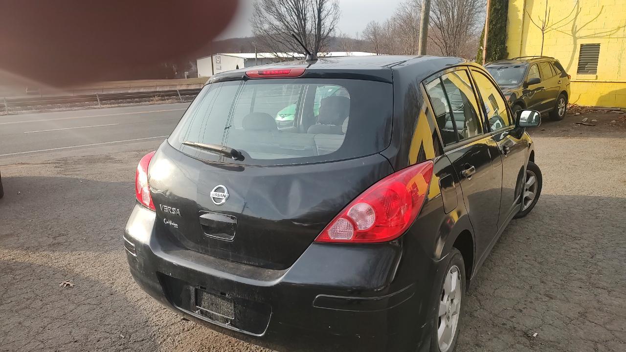 Nissan Versa 1.8 S 2008