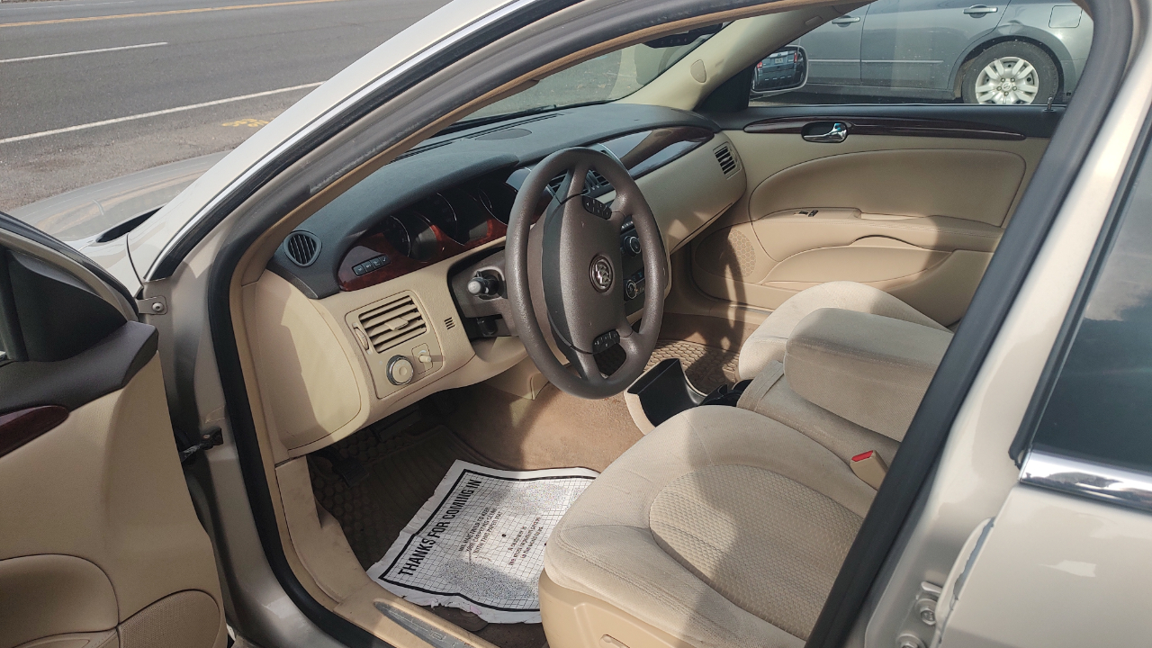 Buick Lucerne CX 2007