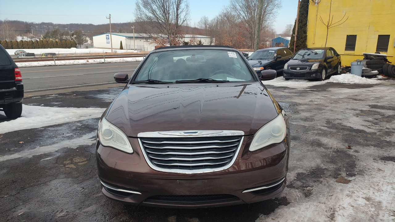 Chrysler 200 Touring Convertible 2013