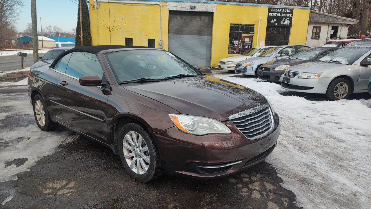 Chrysler 200 Touring Convertible 2013