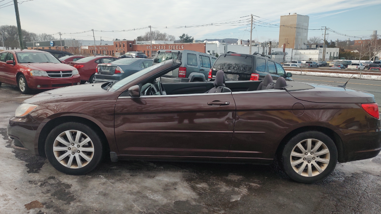 Chrysler 200 Touring Convertible 2013