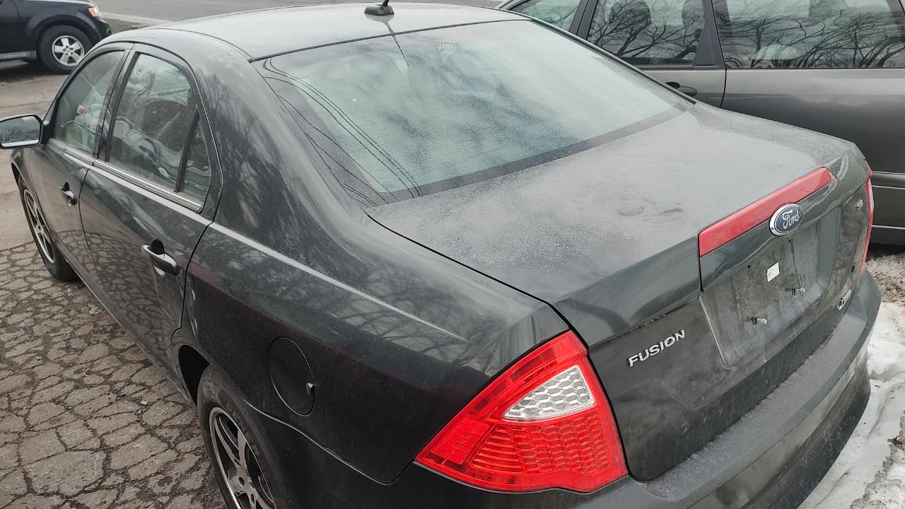 Ford Fusion SE 2010