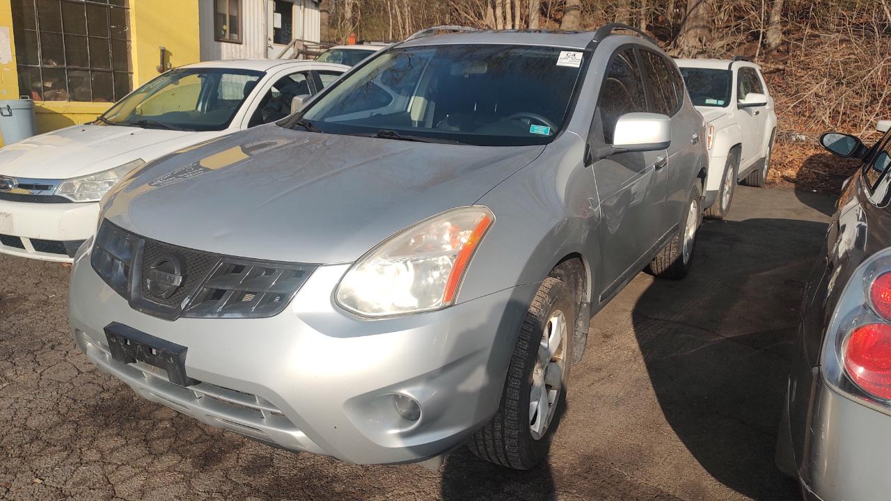 Nissan Rogue S AWD 2011