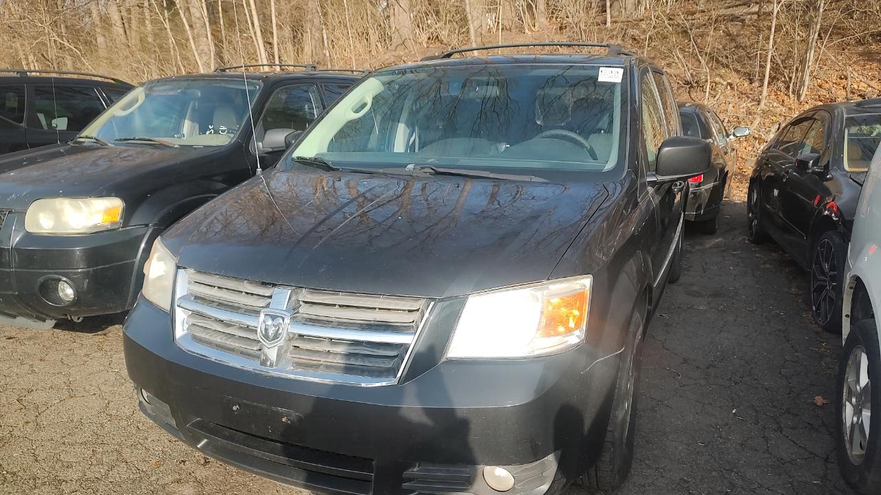 Dodge Grand Caravan SXT 2010