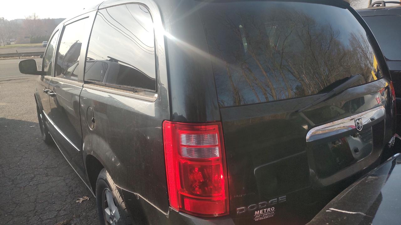 Dodge Grand Caravan SXT 2010