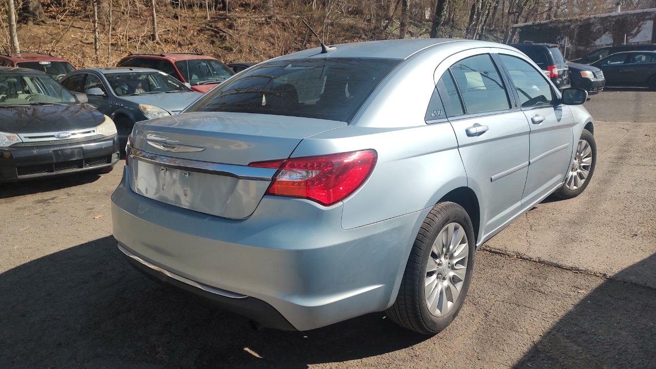 Chrysler 200 LX 2014