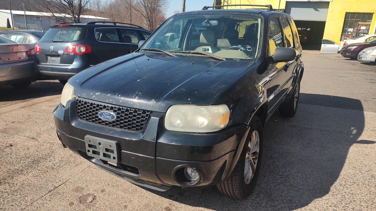 Ford Escape Limited 2WD 2005