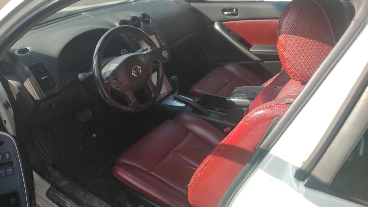 Nissan Altima 2.5 S CVT Coupe 2013