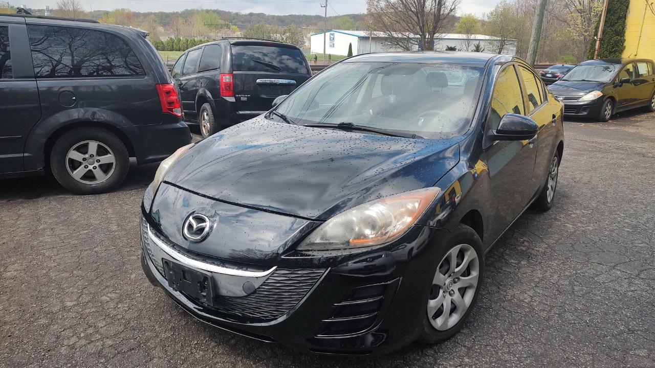 Mazda MAZDA3 i Sport 4-Door 2011