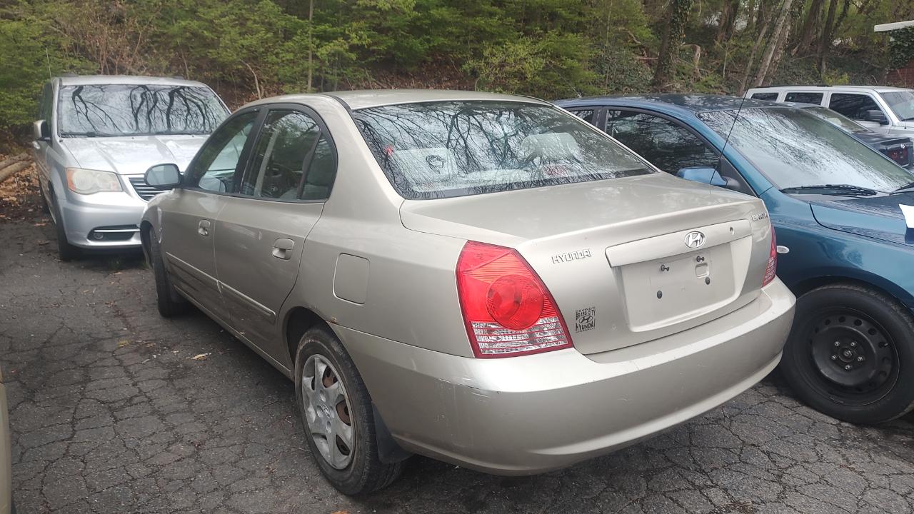 Hyundai Elantra GLS 4-Door 2005