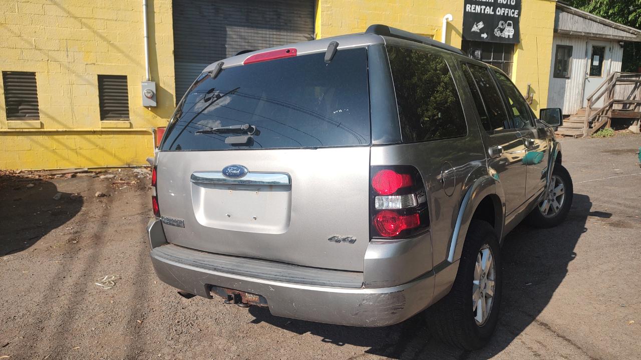 Ford Explorer XLT 4.0L 4WD 2008
