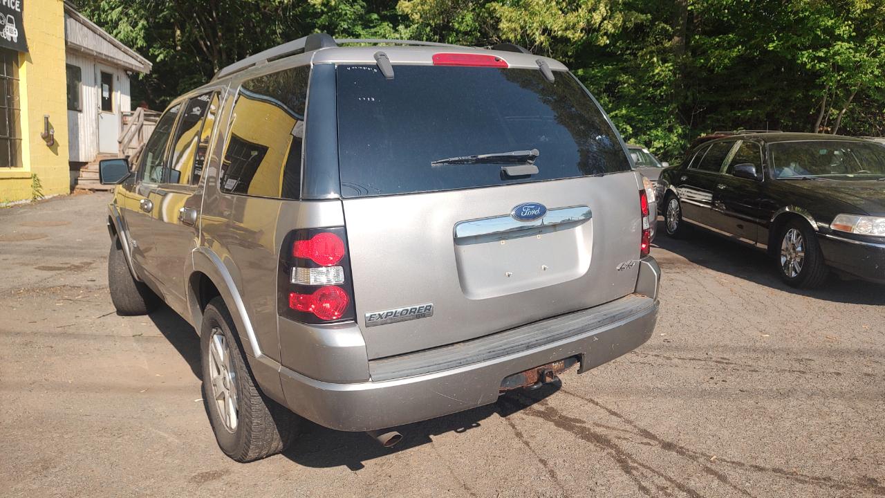 Ford Explorer XLT 4.0L 4WD 2008