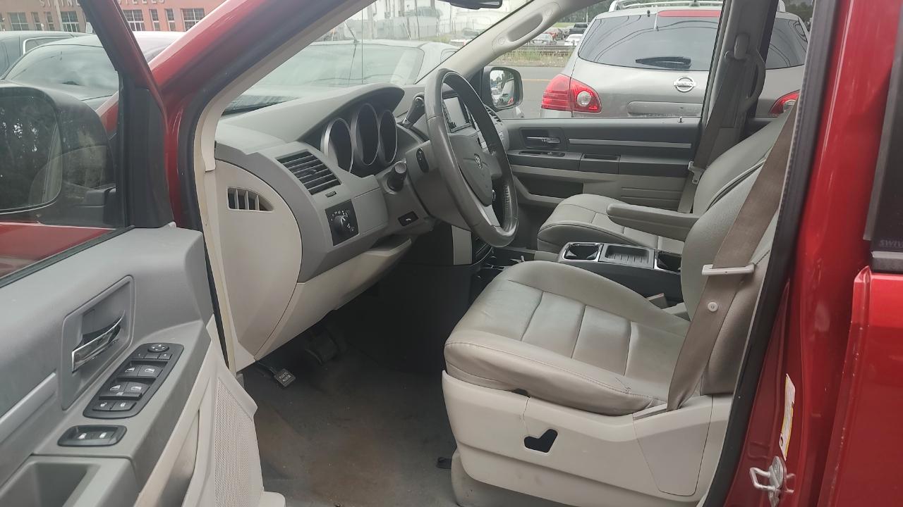 Dodge Grand Caravan SXT 2008