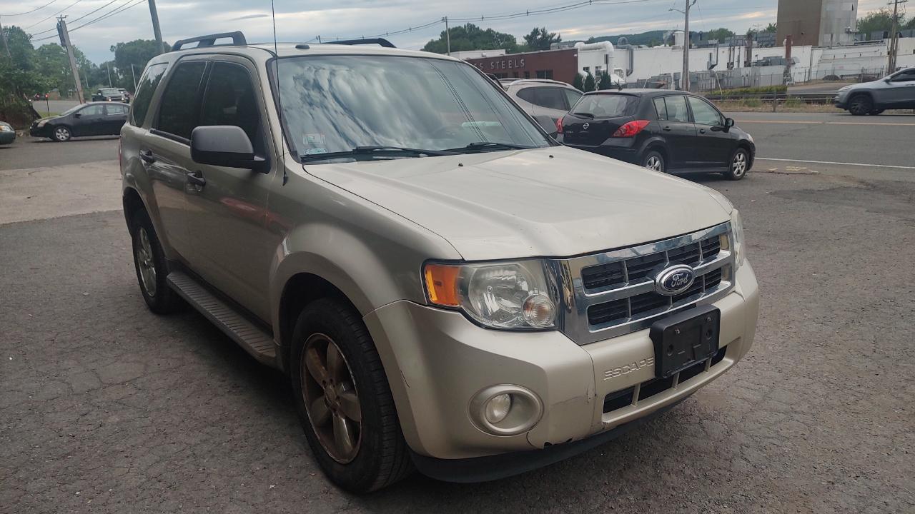 Ford Escape XLT 4WD 2012