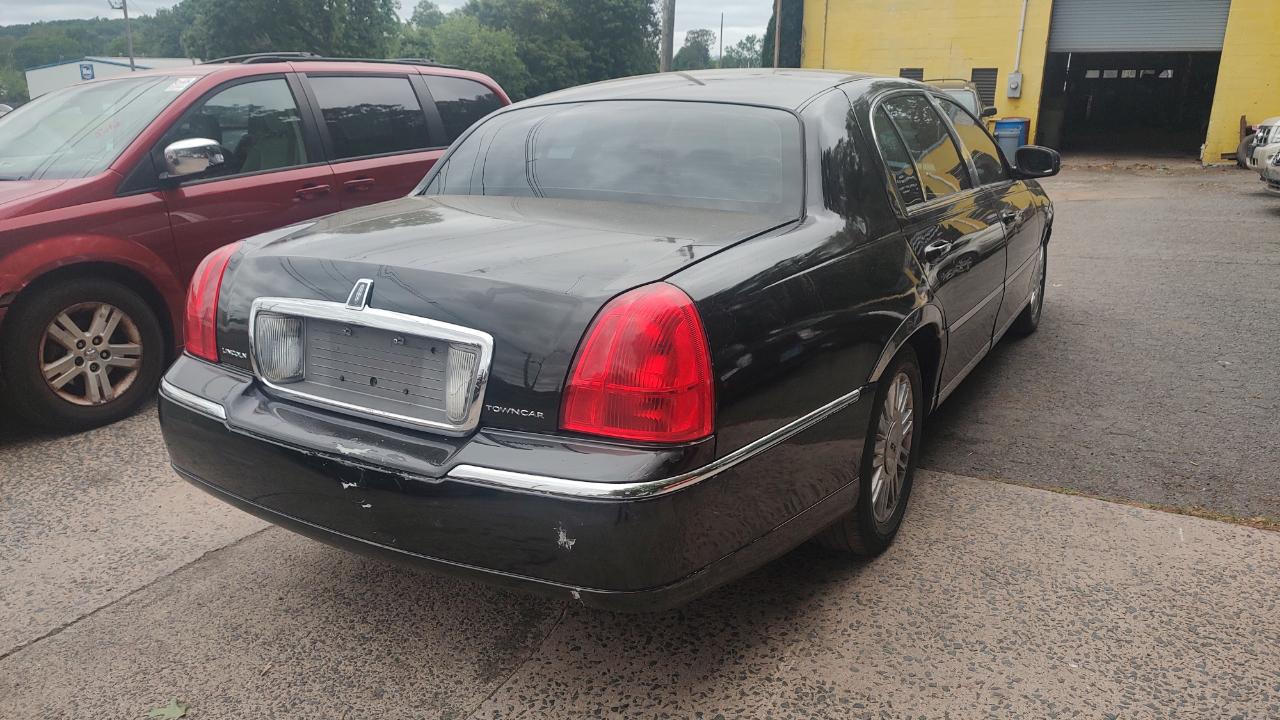 Lincoln Town Car Signature L 2009